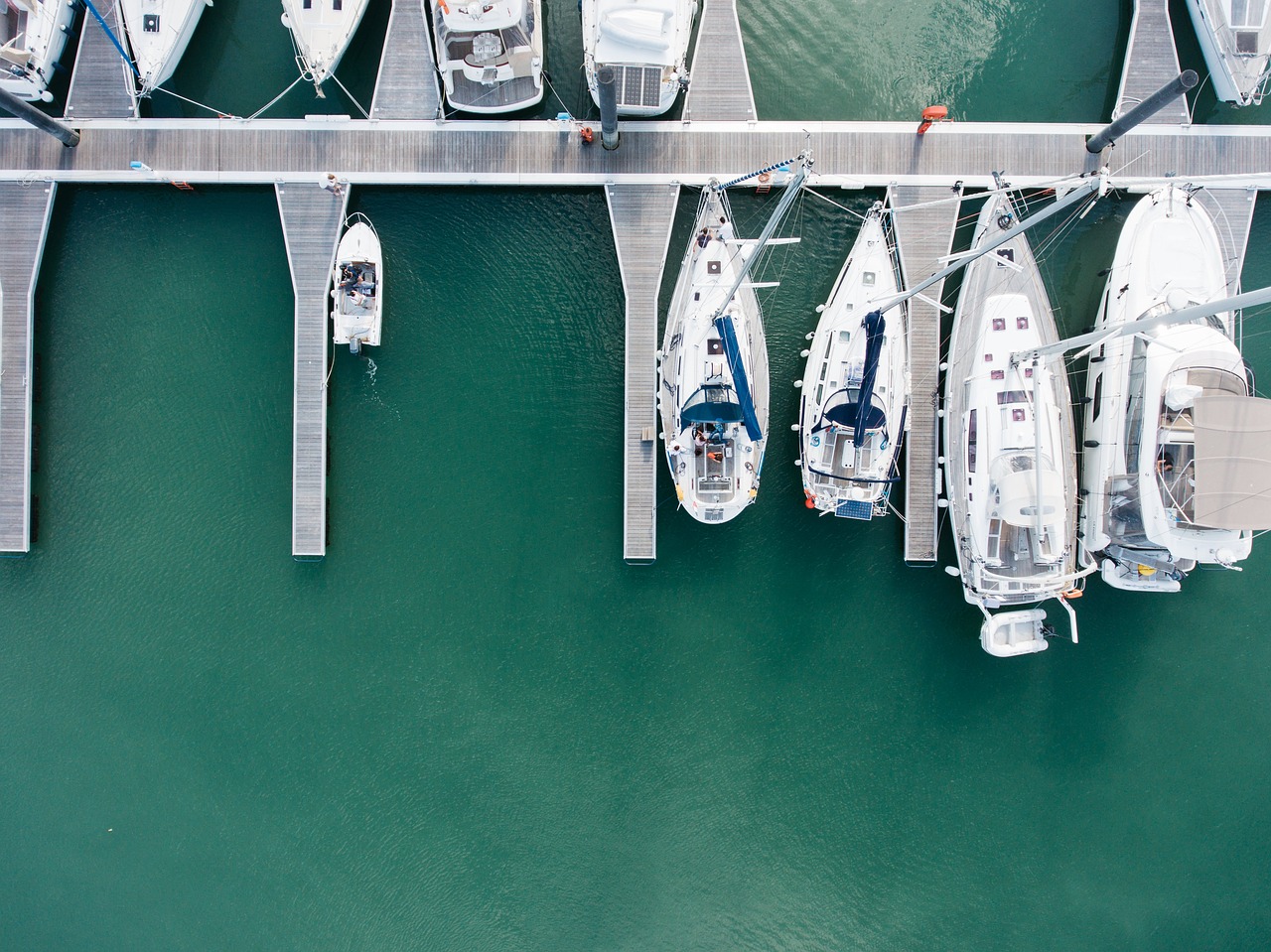 anchored, yachts, dock-1850849.jpg